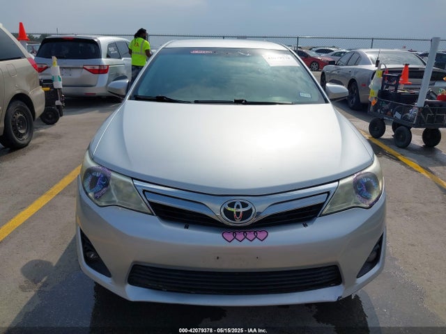 2014 Toyota Camry Le მანქანა იყიდება აუქციონზე, vin: 4T4BF1FK6ER383319, აუქციონის ნომერი: 42079378