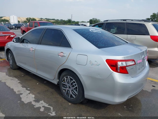 2014 Toyota Camry Le მანქანა იყიდება აუქციონზე, vin: 4T4BF1FK6ER383319, აუქციონის ნომერი: 42079378