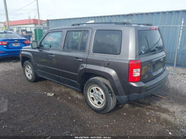 1C4NJPBB7GD678001 Jeep Patriot Sport
