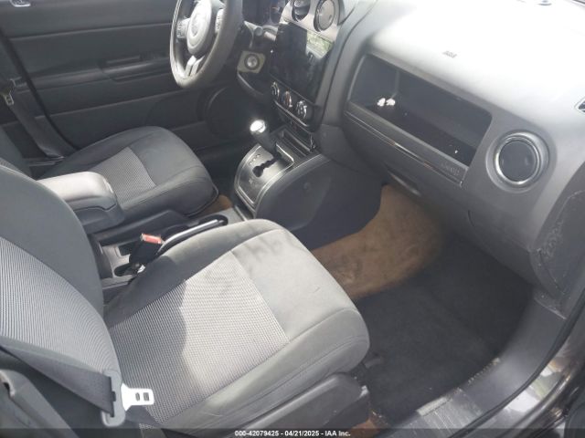 1C4NJPBB7GD678001 Jeep Patriot Sport