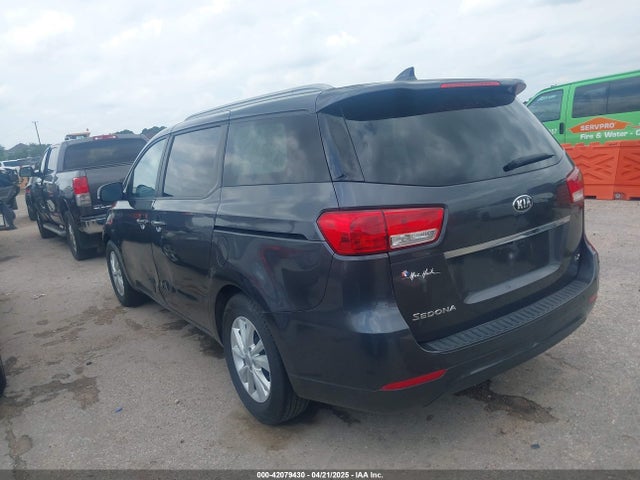 KNDMB5C16F6065437 KIA SEDONA LX
