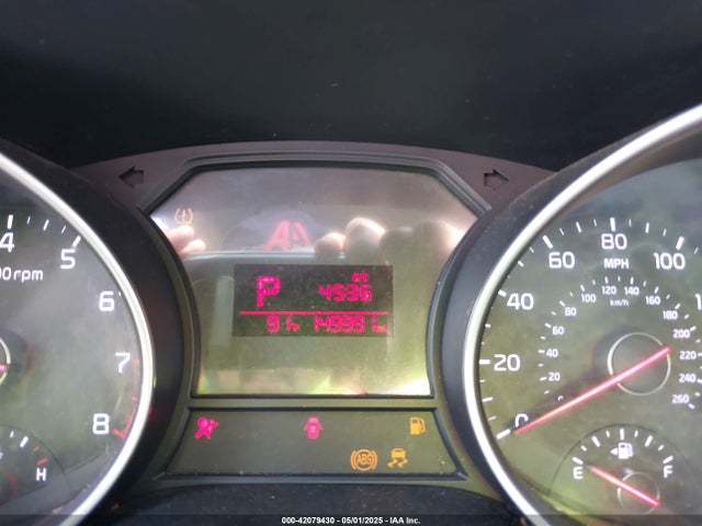 KNDMB5C16F6065437 KIA SEDONA LX
