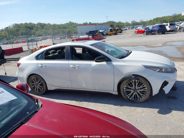 3KPF54AD5PE580612 KIA mpi nu