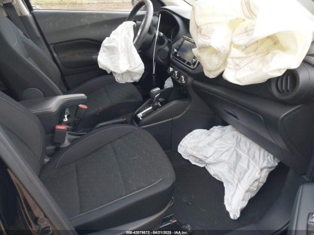 3N1CP5BV6ML541547 Nissan Kicks S Xtronic Cvt
