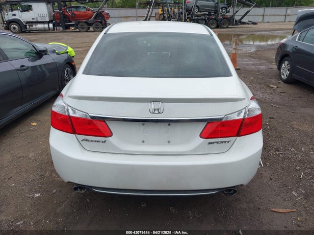 1HGCR2F50FA050189 Honda Accord Sport