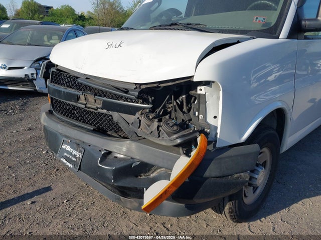 1GCWGAFP7J1188480 Chevrolet Express 2500 Work Van