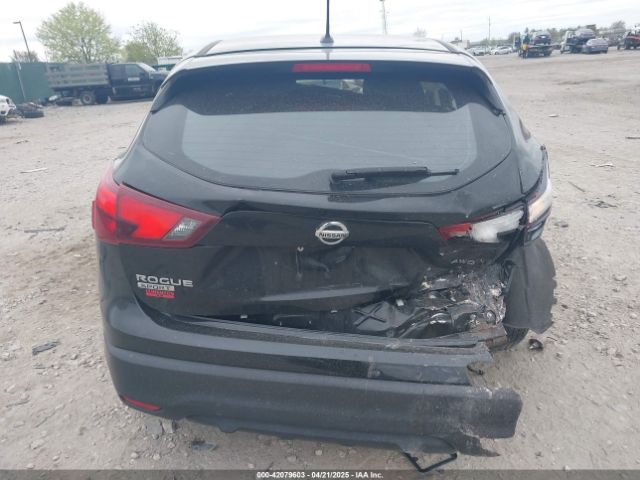 JN1BJ1CR5KW311108 Nissan Rogue Sport S