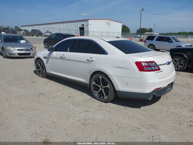 1FAHP2F8XFG175319 Ford Taurus Limited