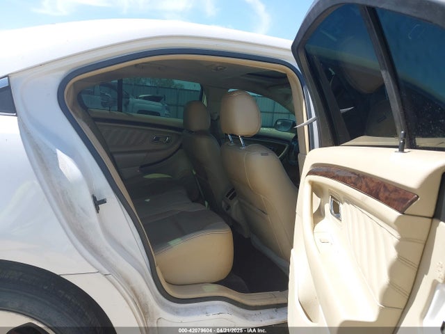 1FAHP2F8XFG175319 Ford Taurus Limited