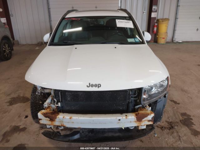 1C4NJDEB8GD773130 Jeep Compass High Altitude Edition