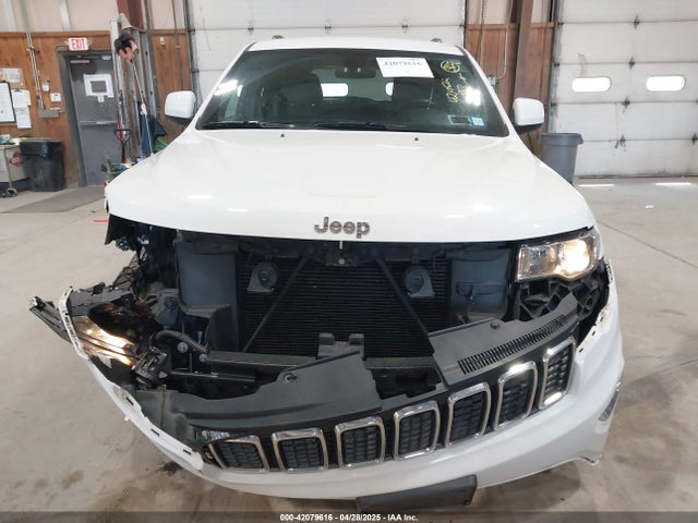 1C4RJFAG5KC834317 Jeep Grand Cherokee Laredo E 4x4