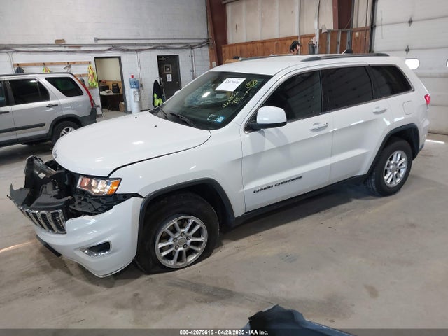 1C4RJFAG5KC834317 Jeep Grand Cherokee Laredo E 4x4