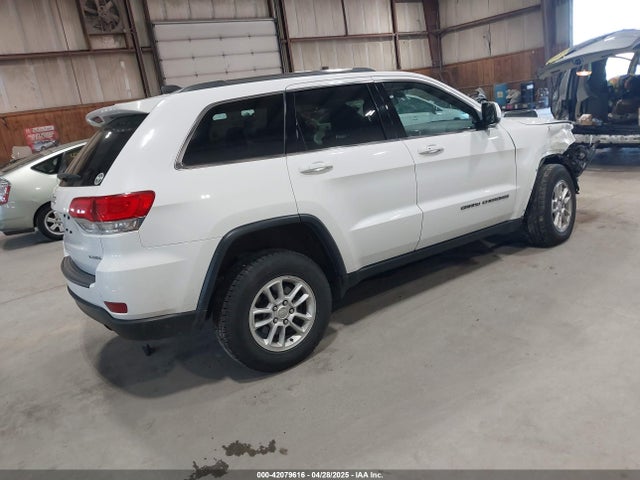 1C4RJFAG5KC834317 Jeep Grand Cherokee Laredo E 4x4