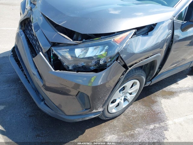 2T3H1RFV4KW041916 Toyota RAV4 LE