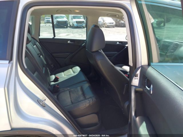 WVGBV7AX5GW505307 Volkswagen TIGUAN SE