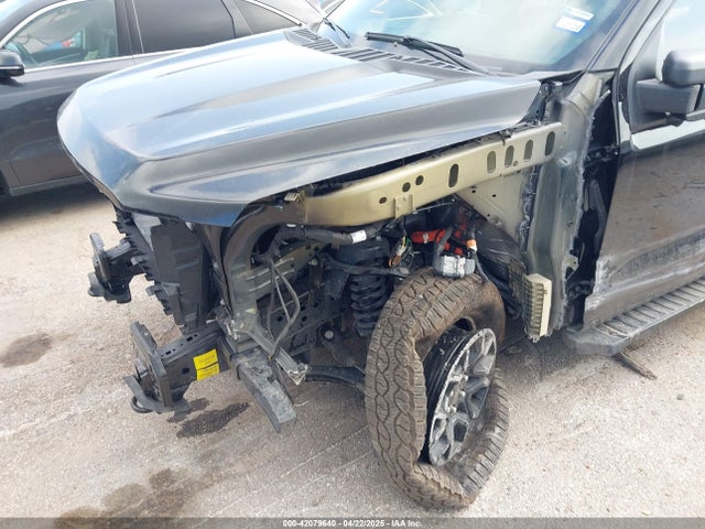 1FTFW3L58RKF06260 Ford F-150 Xlt