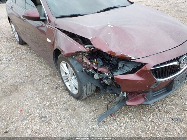 W04GL6SX6J1078971 Buick Regal Sportback Preferred