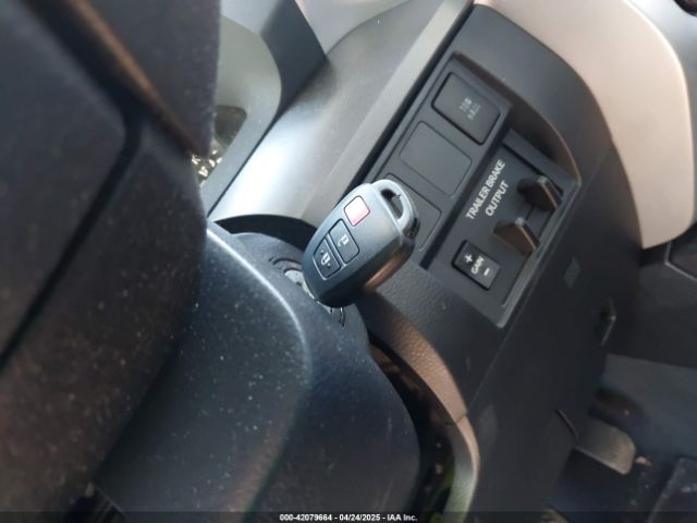5TFDY5F11MX046487 Toyota Tundra Sr5