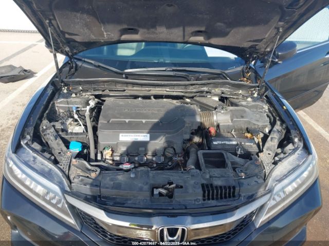 1HGCT2B01GA001130 Honda Accord Touring