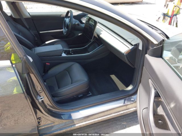 2018 TESLA MODEL 3 5YJ3E1EA9JF034558 Photo 4