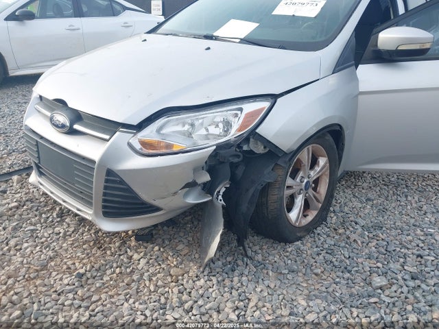 1FADP3K21EL317987 Ford FOCUS SE