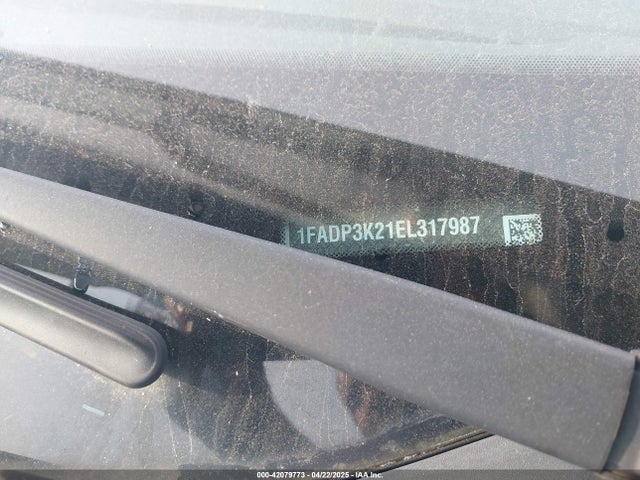 1FADP3K21EL317987 Ford FOCUS SE