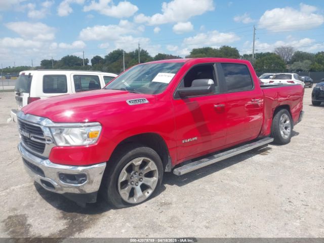 1C6RREMT0KN567823 RAM 1500 Big Horn/lone Star  4x2 6'4 Box
