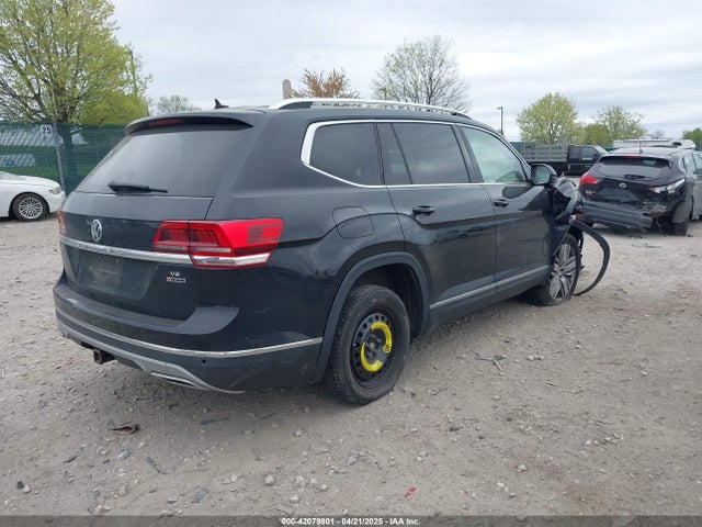Volkswagen fsi 2018 1V2NR2CA4JC504349 Image 4
