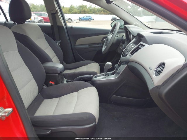 1G1PA5SH8E7178435 Chevrolet Cruze Ls Auto