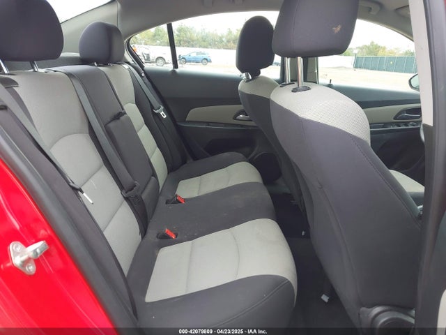 1G1PA5SH8E7178435 Chevrolet Cruze Ls Auto