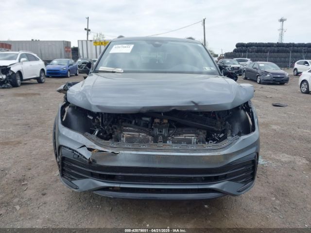 3VV8B7AX7RM081396 Volkswagen Tiguan 2.0t Se R-line Black