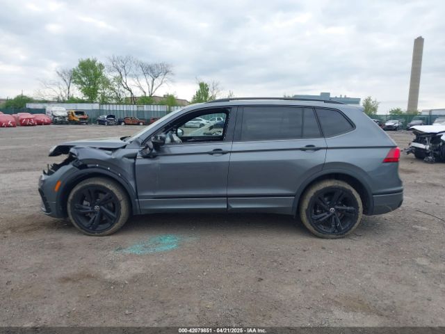 3VV8B7AX7RM081396 Volkswagen Tiguan 2.0t Se R-line Black