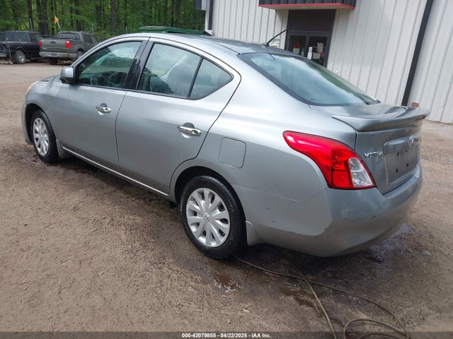3N1CN7AP3EL838748 Nissan Versa 1.6 Sv