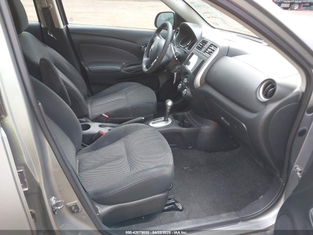 3N1CN7AP3EL838748 Nissan Versa 1.6 Sv