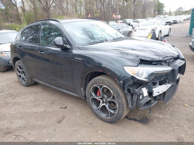 2023 ALFA ROMEO STELVIO ZASPAKBN6P7D49639