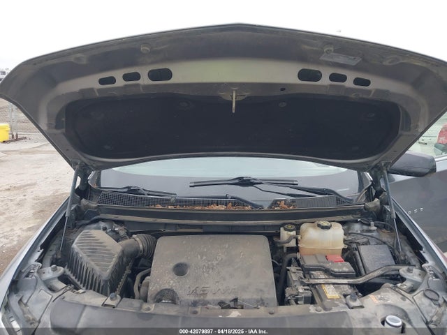 1GNERFKW9KJ199229 Chevrolet Traverse Ls