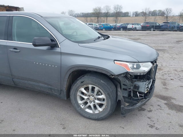 1GNERFKW9KJ199229 Chevrolet Traverse Ls