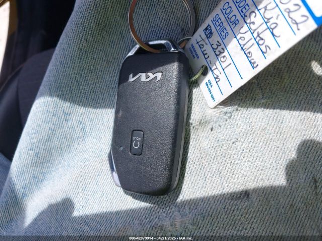 KNDEU2AA9N7246153 KIA SELTOS S