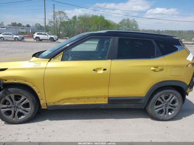 KNDEU2AA9N7246153 KIA SELTOS S