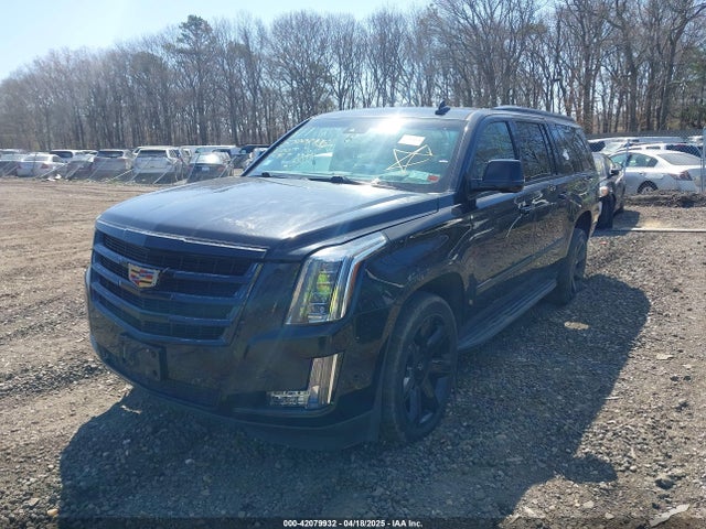 42079932 :رقم المزاد ، 1GYS4HKJ8HR131938 vin ، 2017 Cadillac Escalade Esv Luxury مزاد بيع