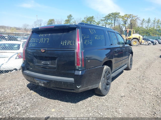 42079932 :رقم المزاد ، 1GYS4HKJ8HR131938 vin ، 2017 Cadillac Escalade Esv Luxury مزاد بيع