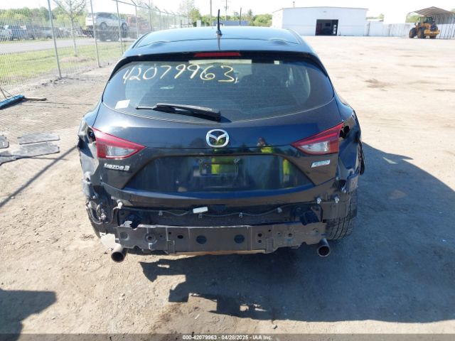 3MZBN1L39JM183867 Mazda Mazda3 Touring