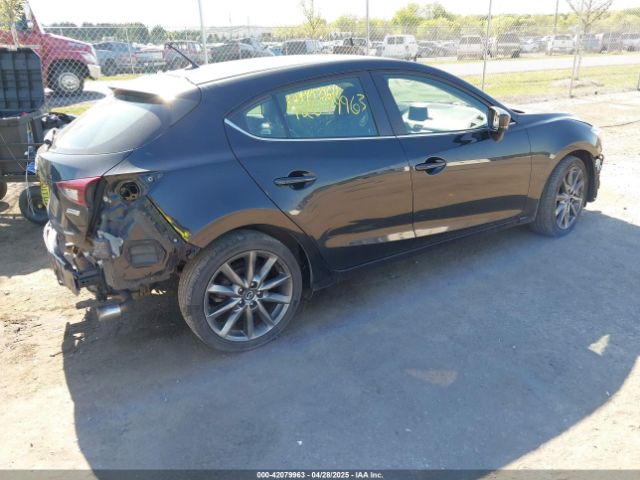 3MZBN1L39JM183867 Mazda Mazda3 Touring