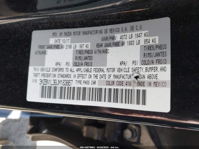 3MZBN1L39JM183867 Mazda Mazda3 Touring