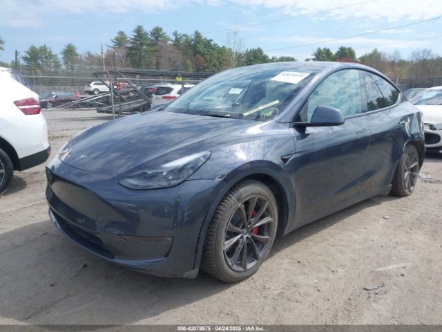 7SAYGDEF6NF558028 Tesla Model Y Performance Dual Motor All-wheel Drive