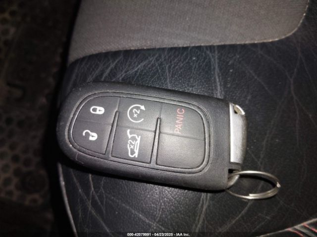 1C4PJMBS5HW614956 Jeep Cherokee Trailhawk 4x4