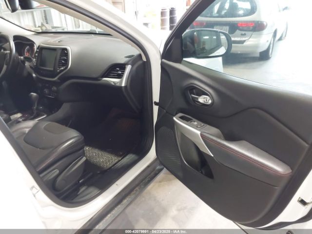 1C4PJMBS5HW614956 Jeep Cherokee Trailhawk 4x4