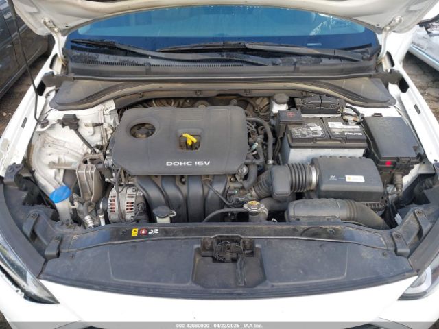 5NPD84LF8JH301816 Hyundai ELANTRA SEL