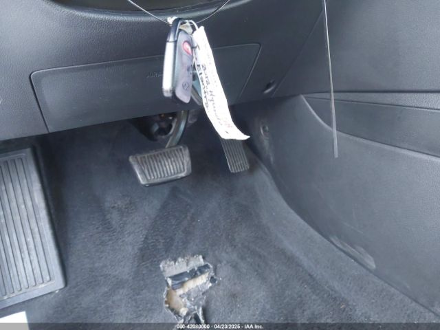 5NPD84LF8JH301816 Hyundai ELANTRA SEL