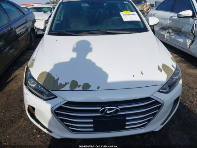 5NPD84LF8JH301816 Hyundai ELANTRA SEL